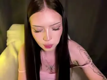 Chaturbate Adult Video Chat of mikiklippel
