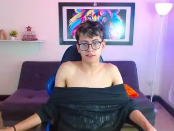 Chaturbate Sex Cam of alexcum_18