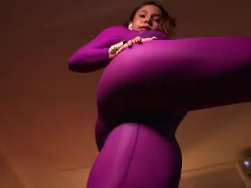 Chaturbate Live Sex Cam of zoevidal_