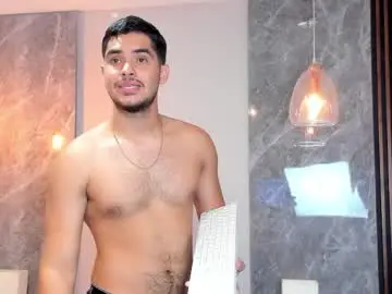Chaturbate Live Porn of luciano_vitale_