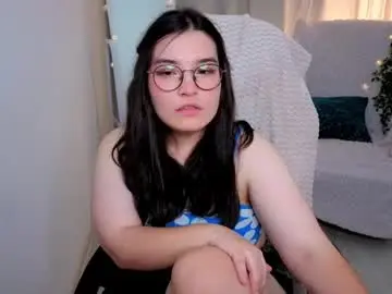 Chaturbate Free Live Porn of momorins
