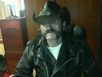 Chaturbate Live Sex Cam of leathergreaser
