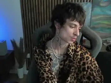 Chaturbate Free Live Porn of oliverrgroove