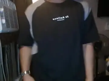 Chaturbate Live Sex Cam of cutie_hunk69