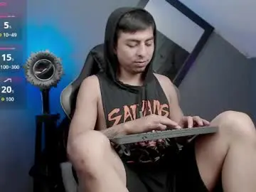 Chaturbate Adult Webcams of mralpha_latino