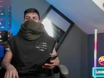 Chaturbate Nude Webcam of mralpha_latino