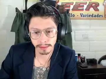 Chaturbate Watch Live Sex Cams of miguel__98