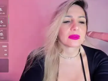 Chaturbate Sex Cam of angel_vibes_