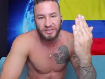 Chaturbate Best live sex cam show of delessandro_world