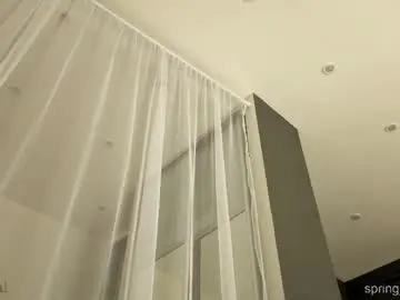 Chaturbate Live Sex Cam of spring_forestxx