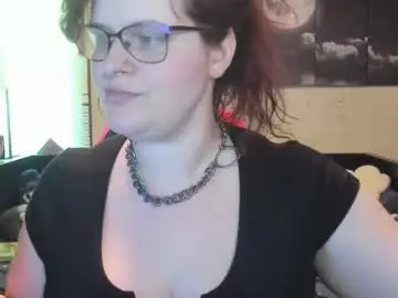 Chaturbate Live Sex Cam of isabellamariedarcy