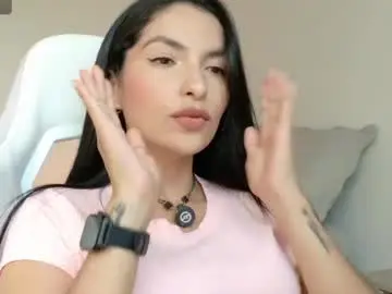 Chaturbate Live Sex Cam of almatease