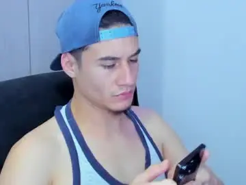 Chaturbate Nude Webcam of dominic_radccliffe