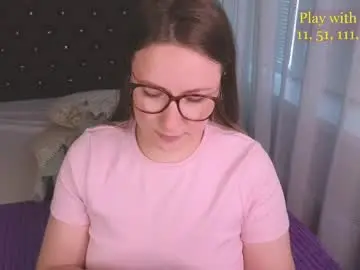 Chaturbate Nude Webcam of cute_darina