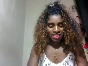 Chaturbate Adult Webcams of elina981