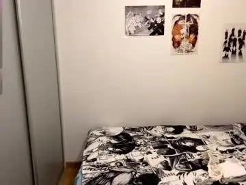 Chaturbate Live Sex Cam of idellwold