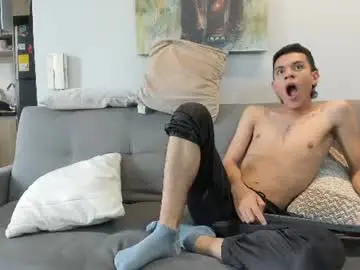 Chaturbate Free Porn Cam of straight__friends