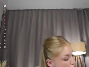 Chaturbate Sex Cam of cinacandy