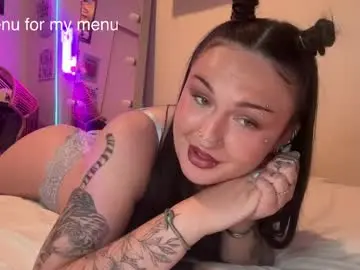 Chaturbate Live Sex Cam of miley_monroee