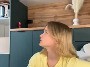 Chaturbate Live Sex of adele_nick2202