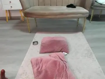 Chaturbate Adult Video Chat of holly_wood18