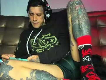 Chaturbate Live Sex Cam of jhonny_ackerman