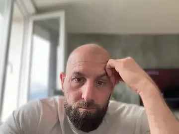 Chaturbate Live Sex Cam of tommyx01