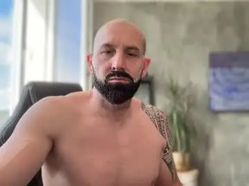Chaturbate Live Sex Cam of tommyx01