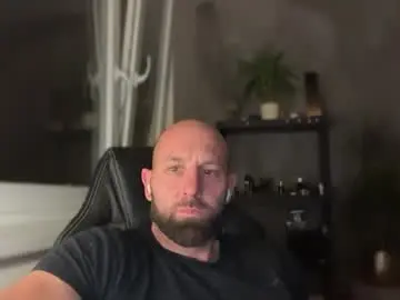 Chaturbate Live Sex Cam of tommyx01