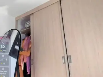 Chaturbate Best live sex cam show of hollyprincess_2