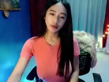 Chaturbate Live Sex of lovelypetite143