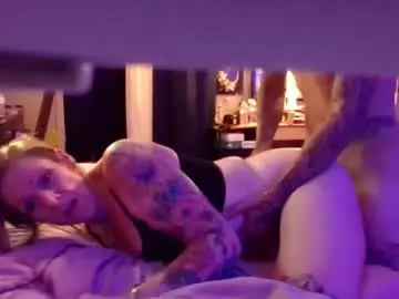 Chaturbate Adult Webcams of sexytillygurl