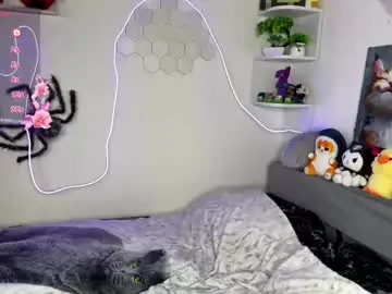 Chaturbate Adult Video Chat of emmie_everly