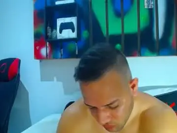 Chaturbate Nude Webcam of hugo_19cm