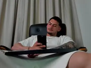 Chaturbate Adult Webcams of clintmasterss