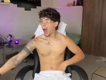 Chaturbate Sex Cam of kisan_smith