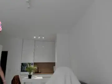 Chaturbate Live Sex Cam of sugar_rainbow