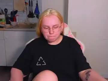 Chaturbate Adult Webcam of ykwhynot1x