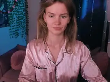 Chaturbate Adult Webcam of crystalkris_