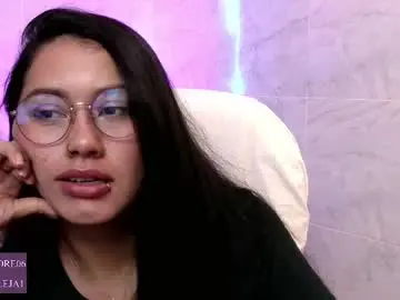 Chaturbate Free Live Porn of lauraruiz1