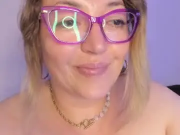 Chaturbate Live Sex Cam of naty__mature_