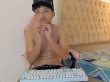 Chaturbate Live Porn of noah_jacksxn