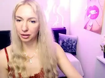 Chaturbate Adult Webcams of cute_smile_shy