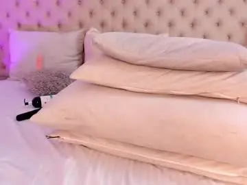 Chaturbate Best live sex cam show of sofiareyees