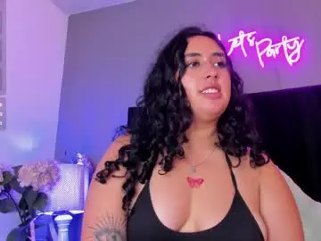 Chaturbate Free Live Porn of isaxcurves
