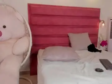 Chaturbate Live Sex Cam of dulce_castro