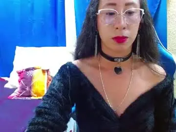 Chaturbate Free Live Porn of gia_leinn
