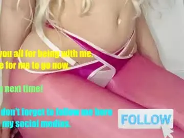 Chaturbate Live Sex Cam of cassieberry