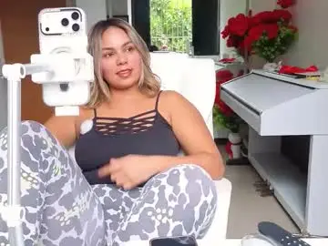 Chaturbate Live Sex of diosadeluniverso_