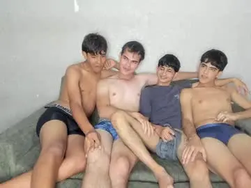Chaturbate Nude Webcam of pelusos_mens